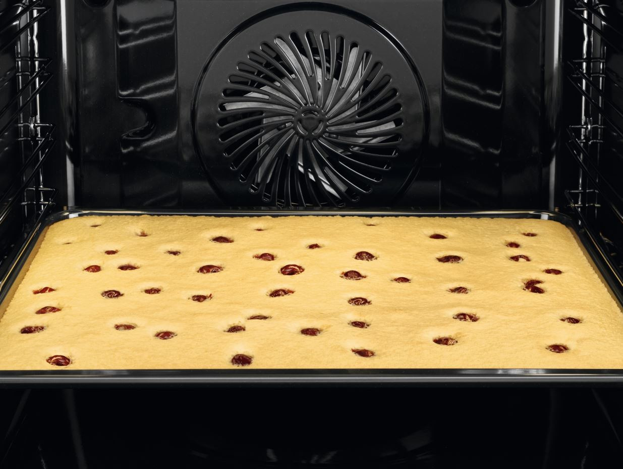 AEG BEB331010M Einbaubackofen